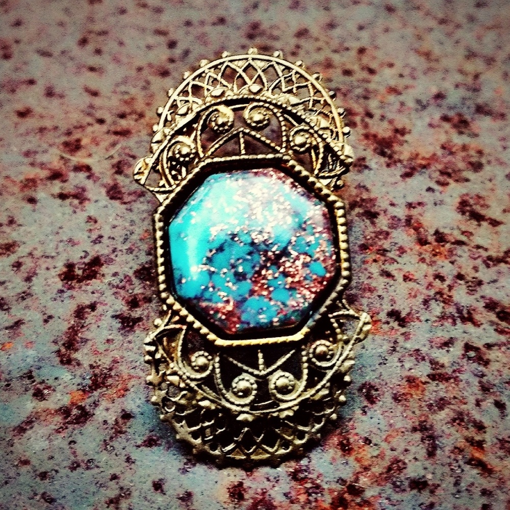 Vintage Victorian XL Brass & Turquoise Ring - Picture 6 of 7